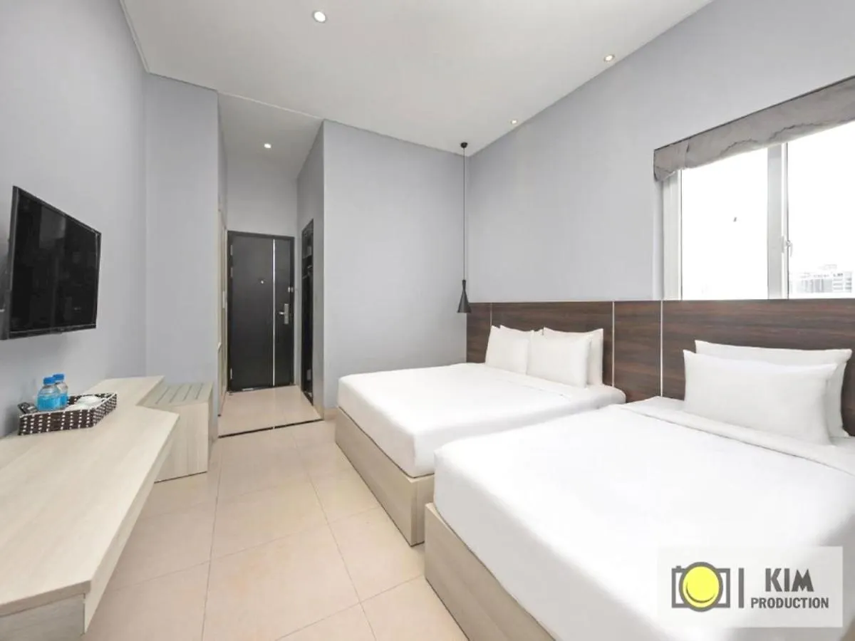 Capital O 1200 Salem Riverside Hotel Da Nang